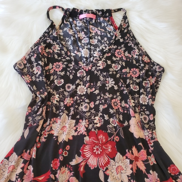 ❤ Short Sleeve Top - Picture 3 of 4